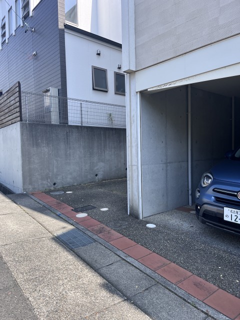 潮見が丘2丁目94駐車場の駐車場写真