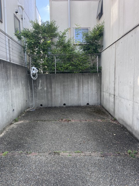 潮見が丘2丁目94駐車場の駐車場写真