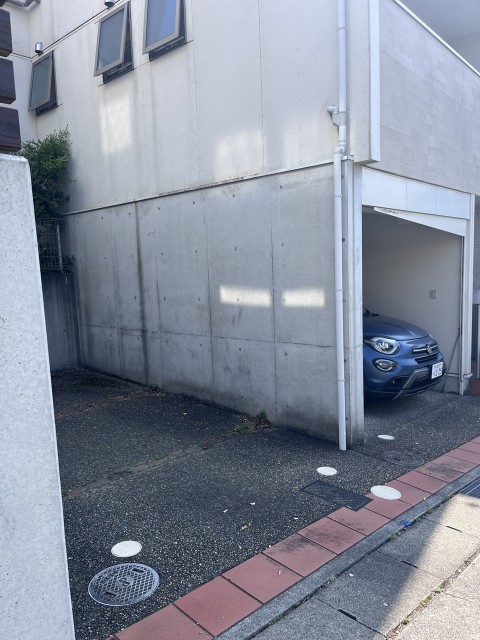 潮見が丘2丁目94駐車場の駐車場写真