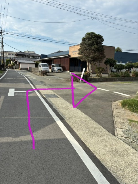御代志734-4駐車場の駐車場写真
