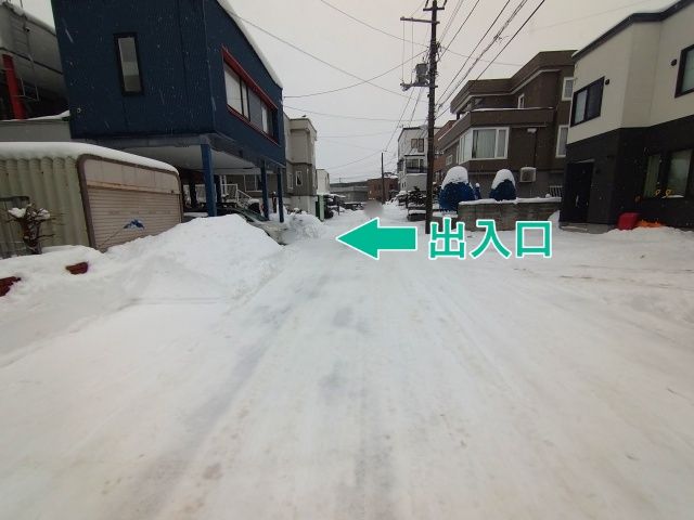 豊平区西岡2条3丁目5-10駐車場の駐車場写真