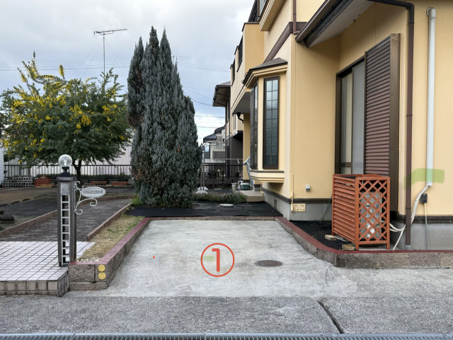 国府町5646-161 赤坂団地 駐車場の駐車場写真