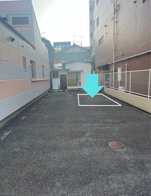 比恵バス停前駐車場の駐車場写真