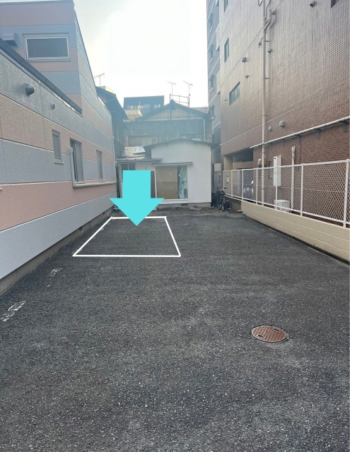 比恵バス停前駐車場の駐車場写真