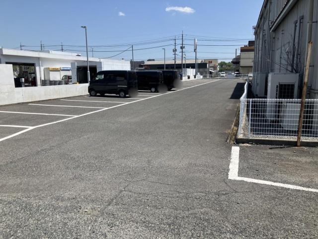 ビッグアメリカンショップ中庄店裏 アキッパ駐車場の駐車場写真