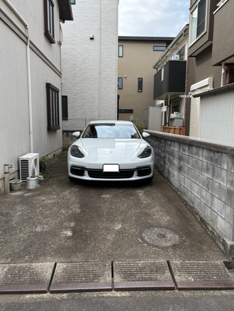 川崎とどろき11-1🅿️2台可※大型可、車高制限無しの駐車場写真