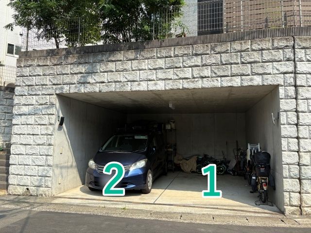 小机町402-6駐車場【1】の駐車場写真