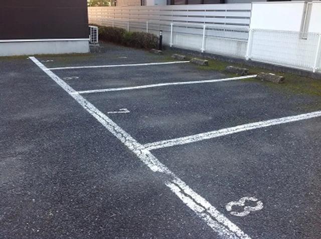 レオパレスさち駐車場【22761】の駐車場写真