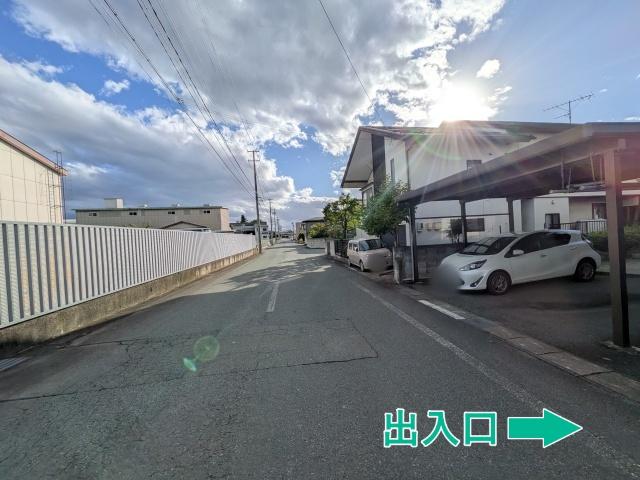東芳賀2丁目10-18 アキッパ駐車場の駐車場写真