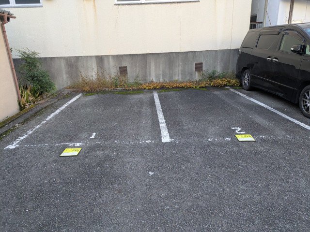 ＊亀岡市安町釜ケ前[川勝]駐車場の駐車場写真