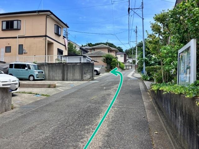 国吉田6丁目9-8-8駐車場の駐車場写真