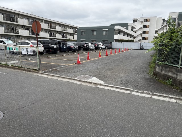 こぶし公園隣駐車場の駐車場写真