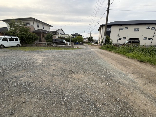 松山町932-5駐車場の駐車場写真