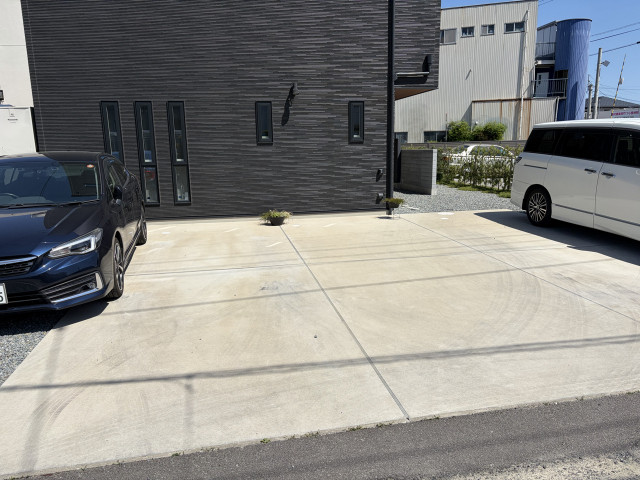 明神町4丁目踏切西駐車場の駐車場写真