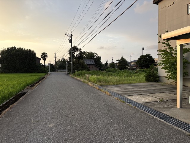 富山県富山市宮町の駐車場写真