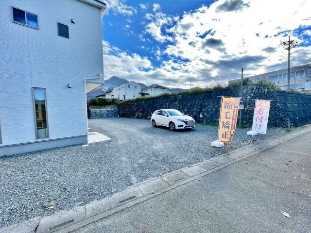 (P12)【12月2日(火)3日(水)限定】秩父夜祭_美容室シエル駐車場の駐車場写真