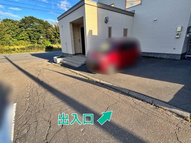 共栄町4丁目12-4駐車場の駐車場写真