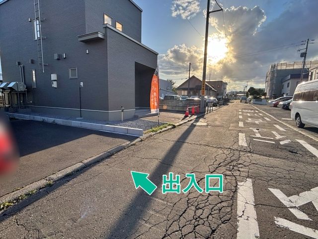 共栄町4丁目12-4駐車場の駐車場写真