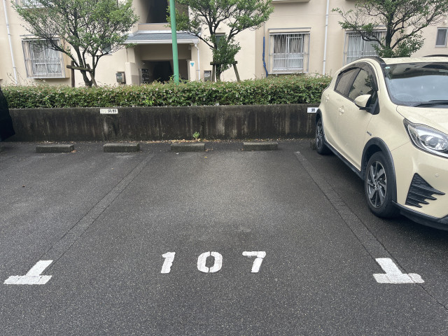 駐車場写真2