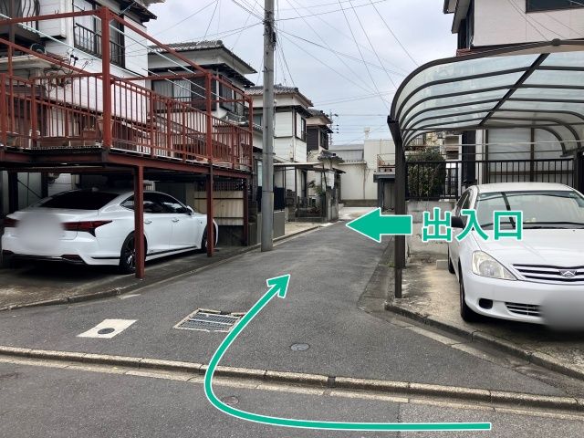 北頭町3丁目3-4駐車場の駐車場写真