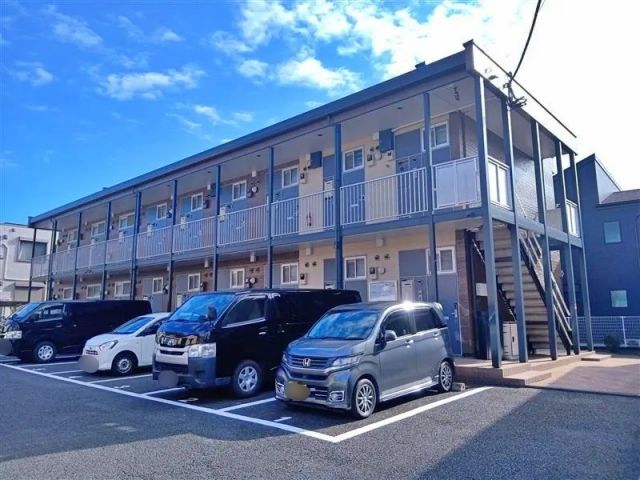 レオパレスメルベーユ参番館駐車場【32130】の駐車場写真