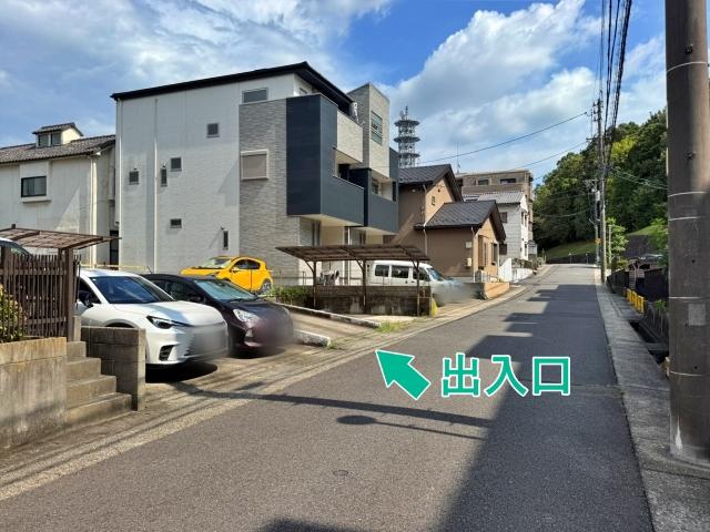 【西側】藤森西町1207 月極☆アキッパ駐車場の駐車場写真