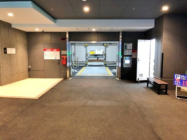 入口入ってすぐの写真