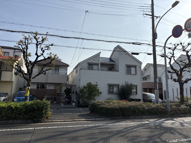 浜甲子園3丁目の駐車場写真