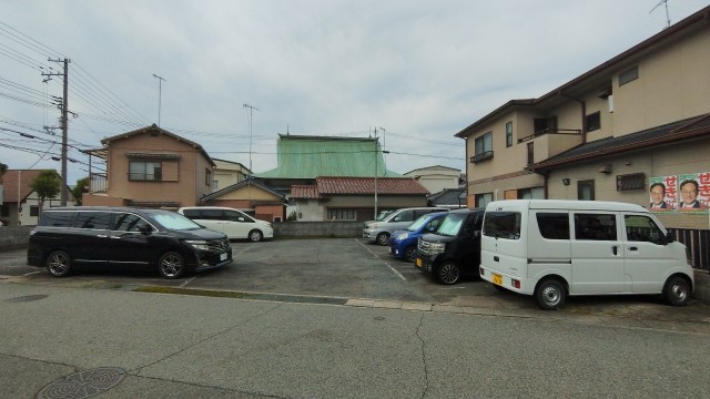 兵庫県神戸市垂水区東垂水1−5−3の駐車場写真