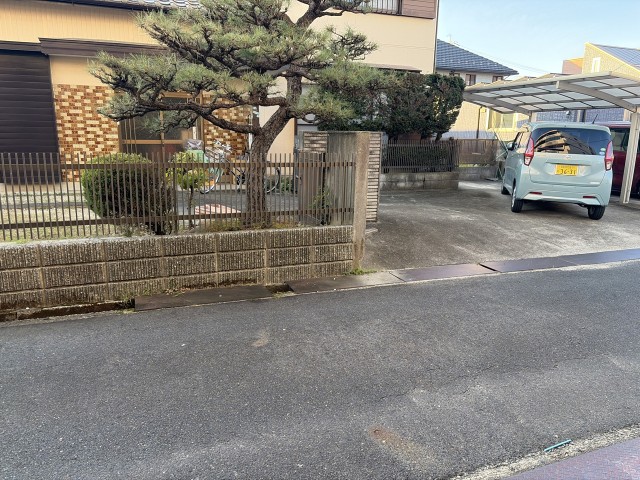 三郷町中井田194駐車場の駐車場写真
