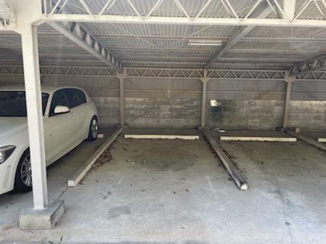 山陵会館西駐車場の駐車場写真