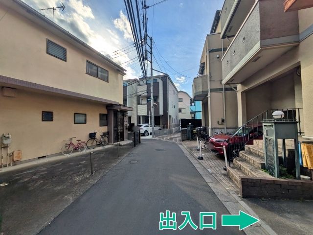 [cda6b]本町8 個宅アキッパ駐車場の駐車場写真