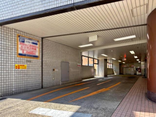 仙台明芳ビル【月～土：7:00～22:00】の駐車場写真