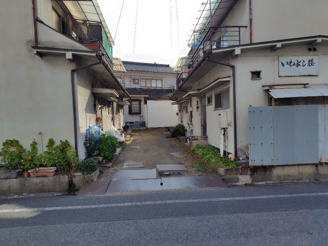 いわよし荘の駐車場写真