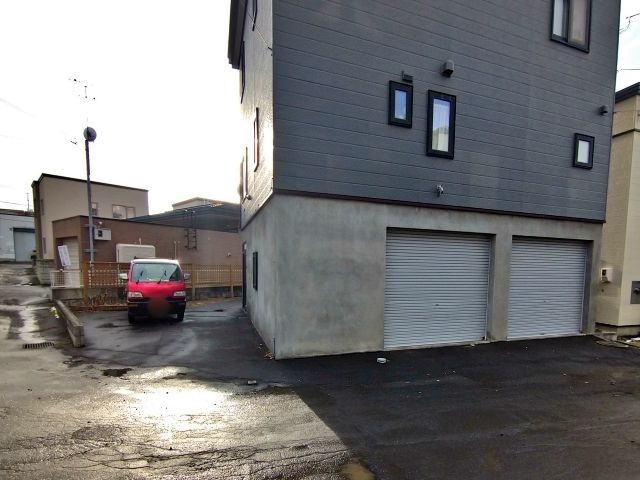 豊平区福住1条4-5-11駐車場の駐車場写真