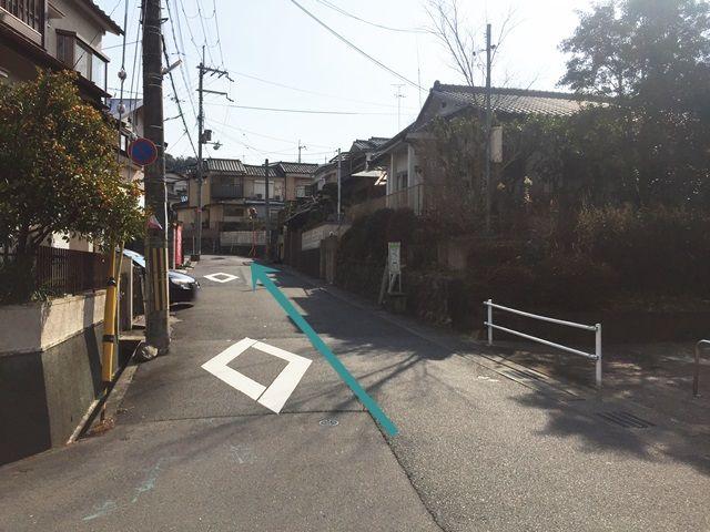 八幡市橋本栗ケ谷 東山本第一駐車場の駐車場写真