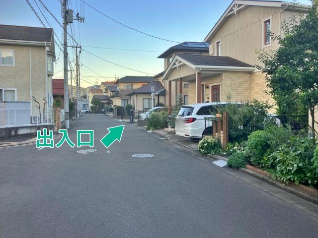 郡山2丁目2-51駐車場の駐車場写真