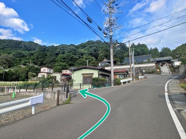 【諏訪湖の花火】8/15アキッパ 諏訪市湯の脇1丁目12-10臨時駐車場の駐車場写真