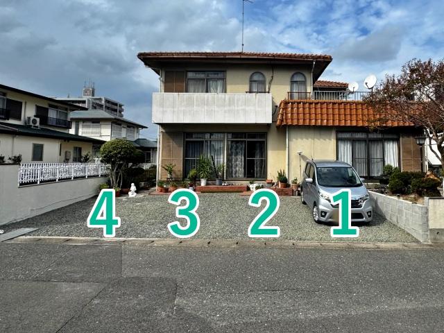 若宮3丁目1-83駐車場の駐車場写真