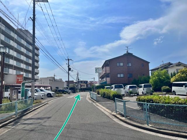 松原岡団地駐車場(2号棟付近)の駐車場写真