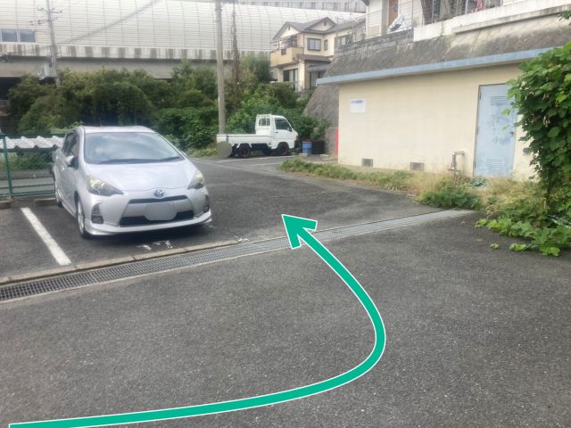 ビレッジハウス倉治【W-266】駐車場※2号棟付近の駐車場写真