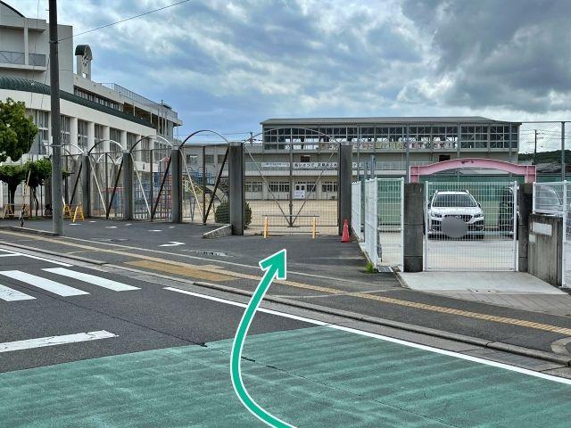 第三小学校【淡路島まつり公式駐車場】の駐車場写真