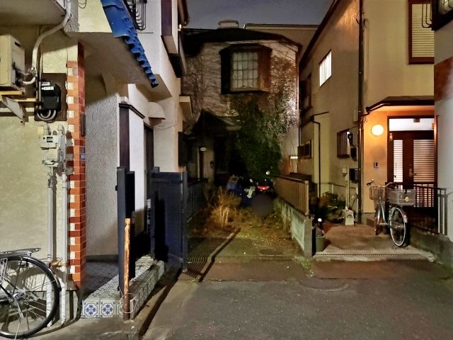 [d2f65]中央4丁目23 個宅アキッパ駐車場の駐車場写真