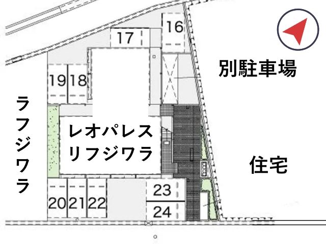 レオパレスリフジワラ駐車場【42900】の駐車場写真