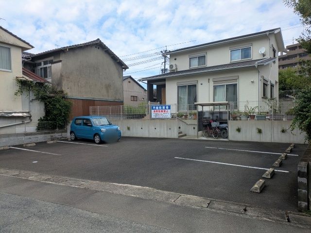 駐車場写真2