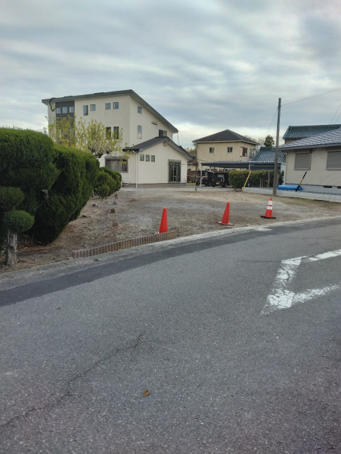 河和小学校近隣駐車場の駐車場写真