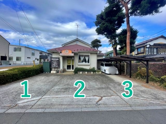 加田指圧治療院◎アキッパ駐車場の駐車場写真