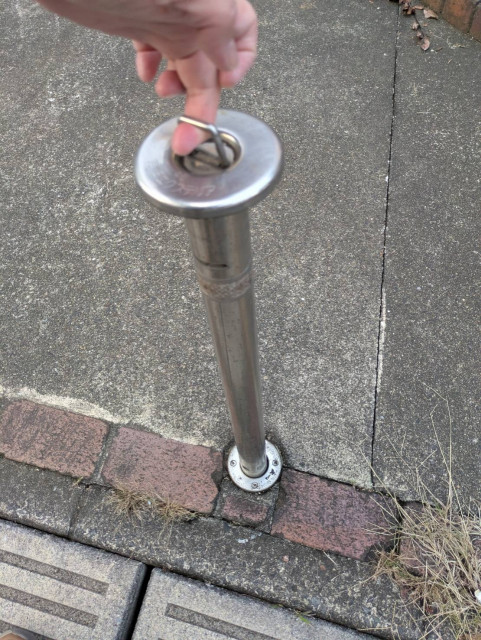 調布市 佐須町２丁目 個人宅の駐車場写真