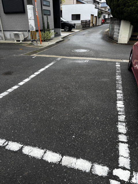 和田🅿️ 2番　ワンボックスまで🉑全8台の駐車場写真