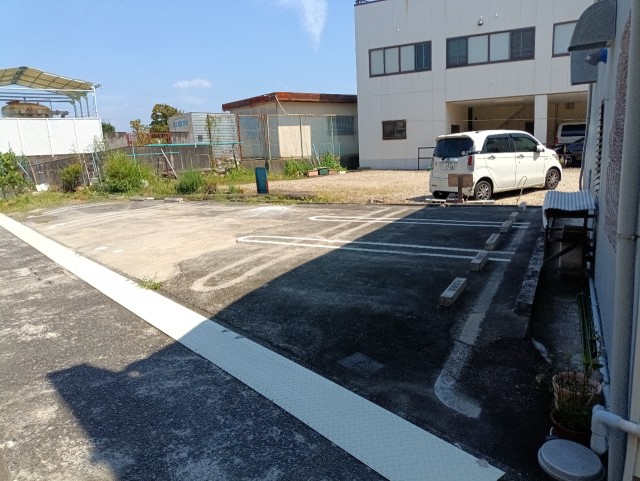 木曽川町黒田字古城２５番１０駐車場の駐車場写真